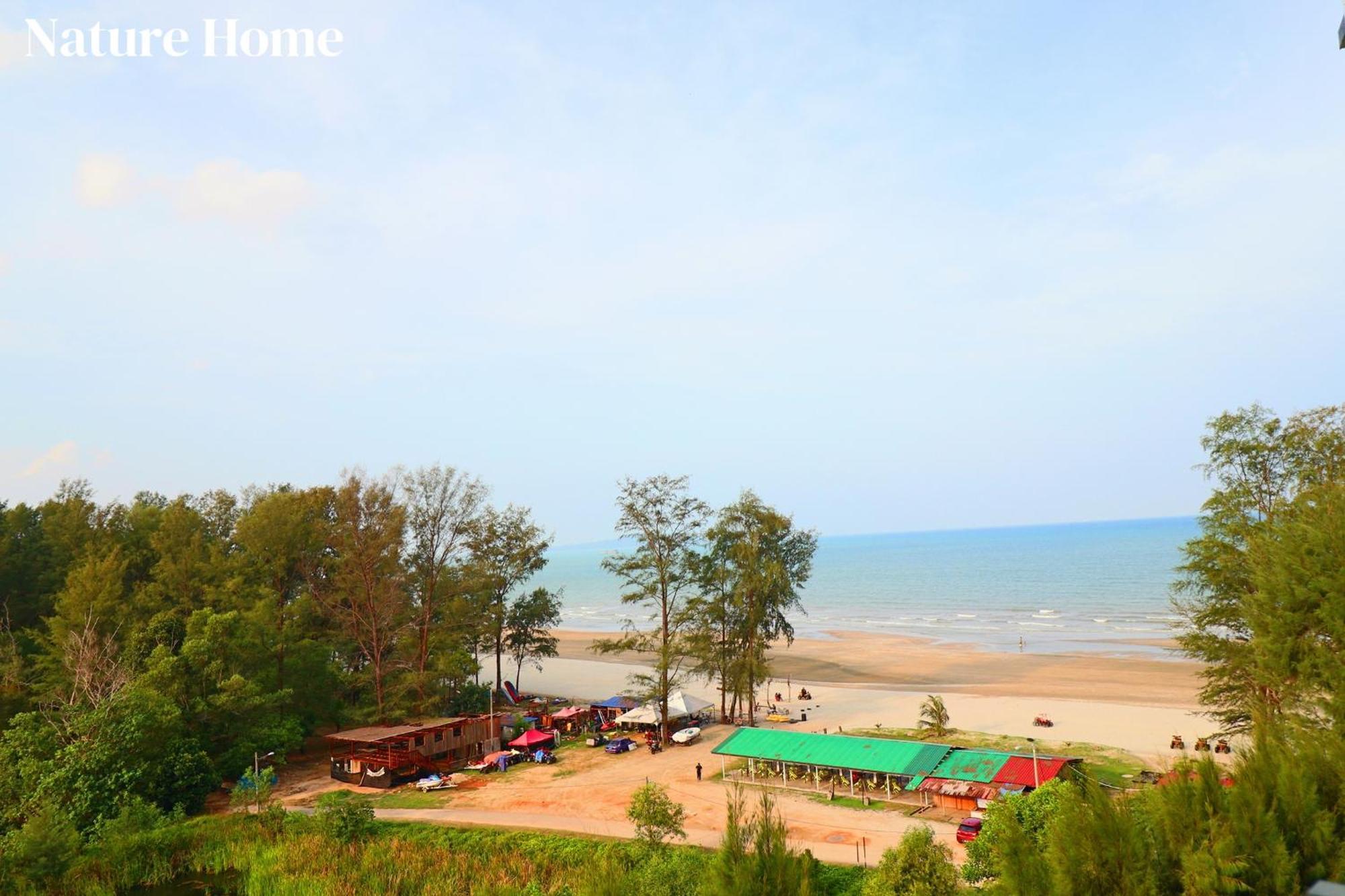 Nature Home - Swiss Garden Resort Residences Куантан Екстериор снимка